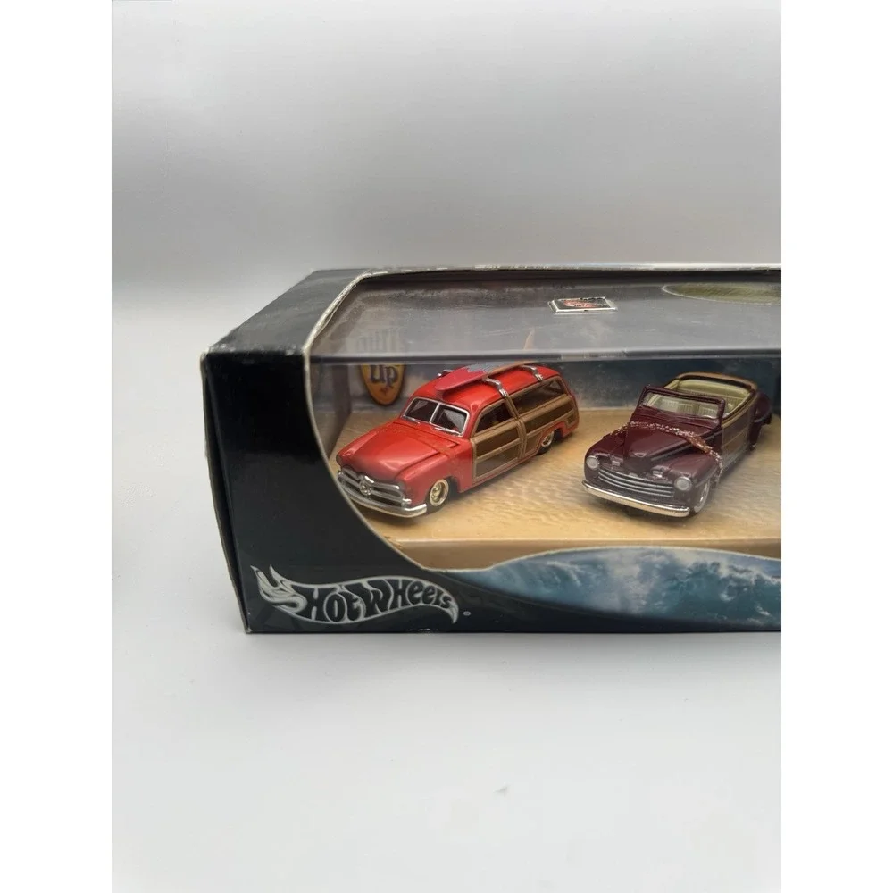 2003 Hot Wheels Surf's Up 49 Ford Woody 46 Ford Ragtop 2-Car Set Limited 57291
